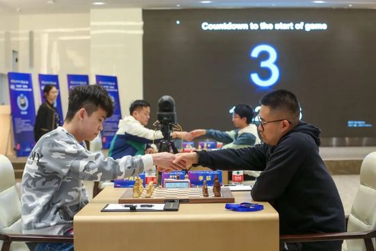 免费人成激情视频在线观看