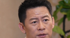 小在女人里动漫网站